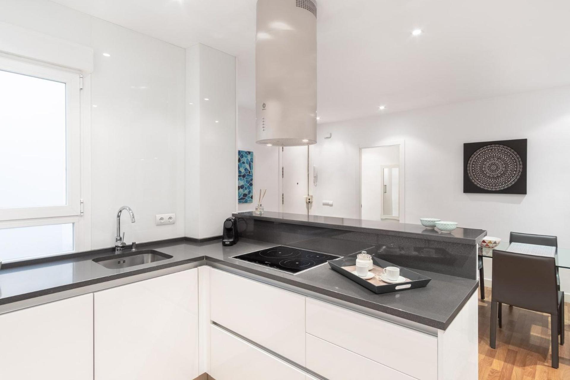 General Pardinas II Apartment Madrid Ngoại thất bức ảnh